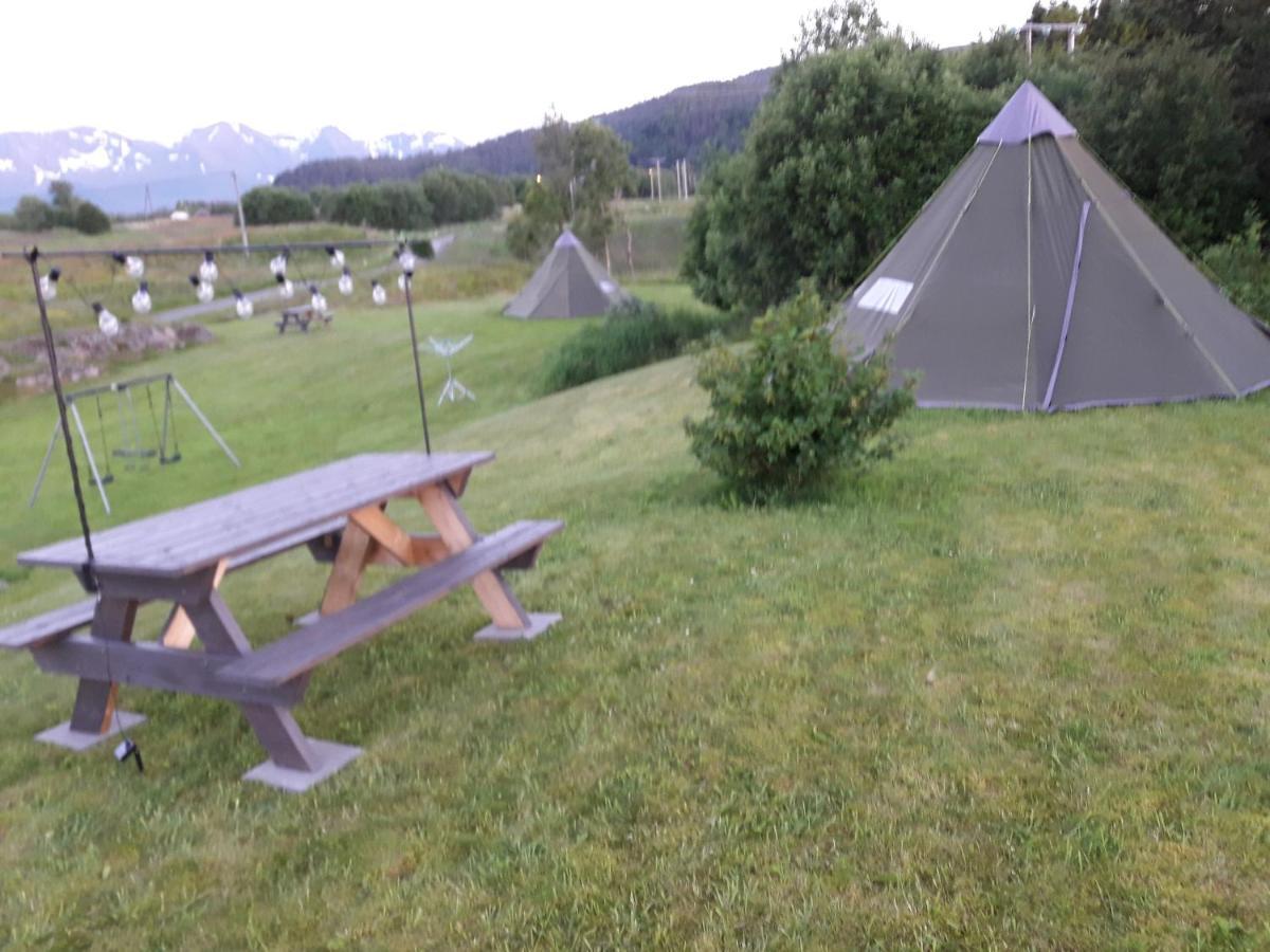 Hotel Leite Telt Camping Lyngstad Esterno foto